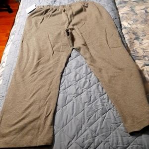 Women's Croft & Barrow NWT PM leggings grey